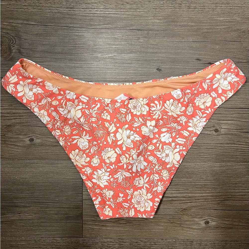 NWT J. Crew Curved-Waist Cheeky Bikini Bottom in Tossed Floral | Size Large - Picture 7 of 8
